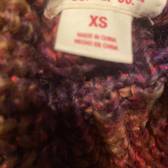 Sweater - Picture 4 of 4